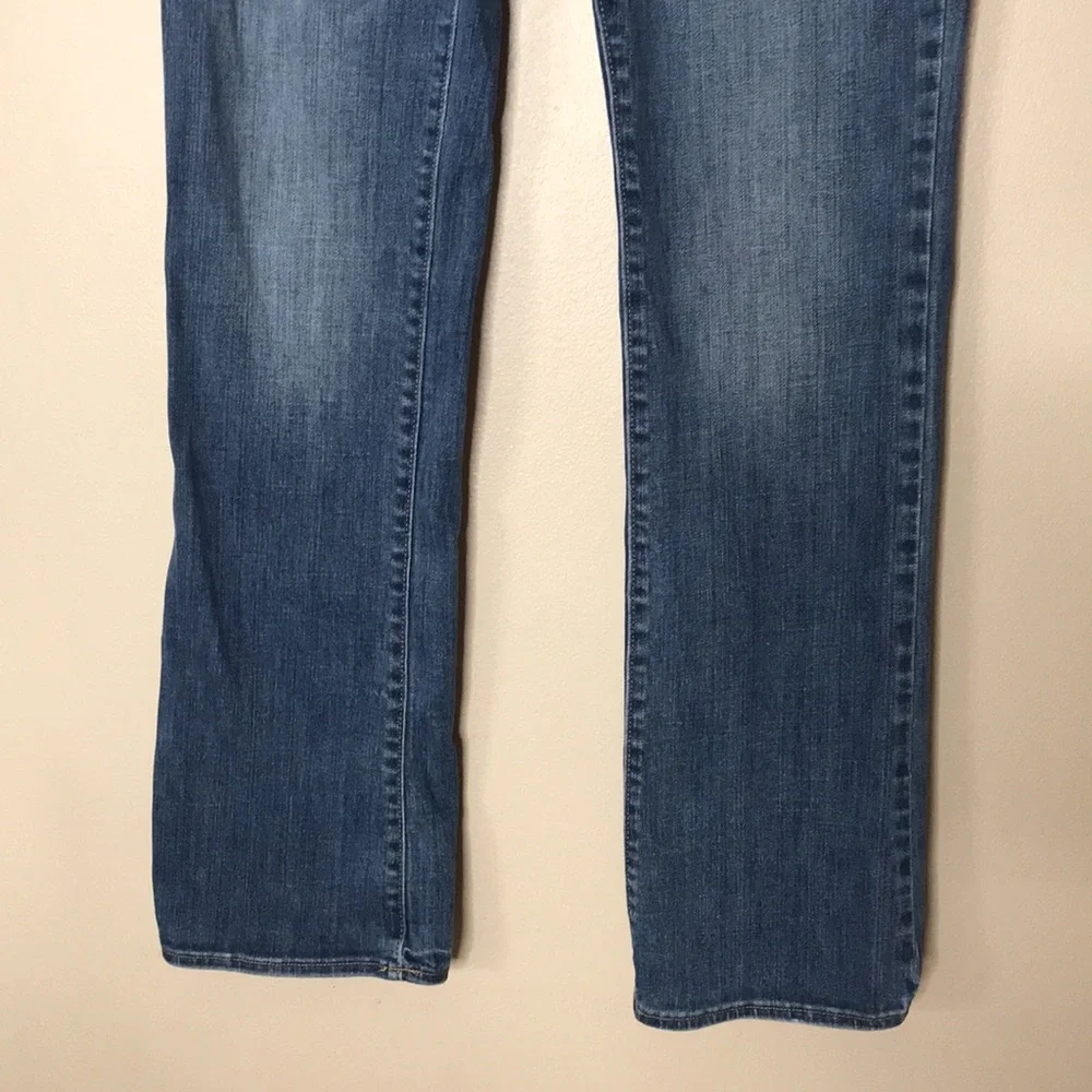 Abercrombie and Fitch medium wash boot cut‎ denim jeans size 6 distressed